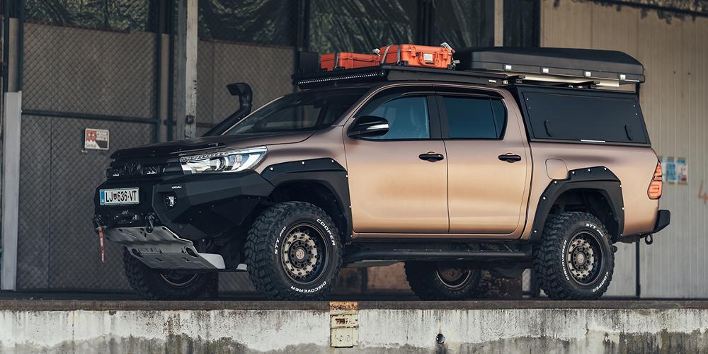 Toyota Hi-Lux Black Rhino Arsenal